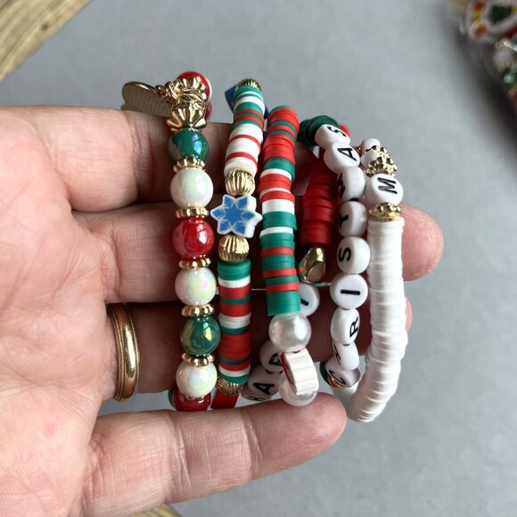 Set of SIX Fun Christmas Bracelets! Red Snow Globe NEW - Picture 2 of 2